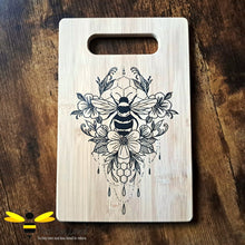 Load image into Gallery viewer, Bamboo bee chopping serving cheese board