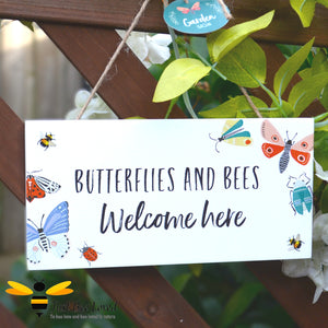 Bees welcome here wooden garden hanging sign