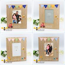 Load image into Gallery viewer, Daddy mummy bunting wooden photo bee frame