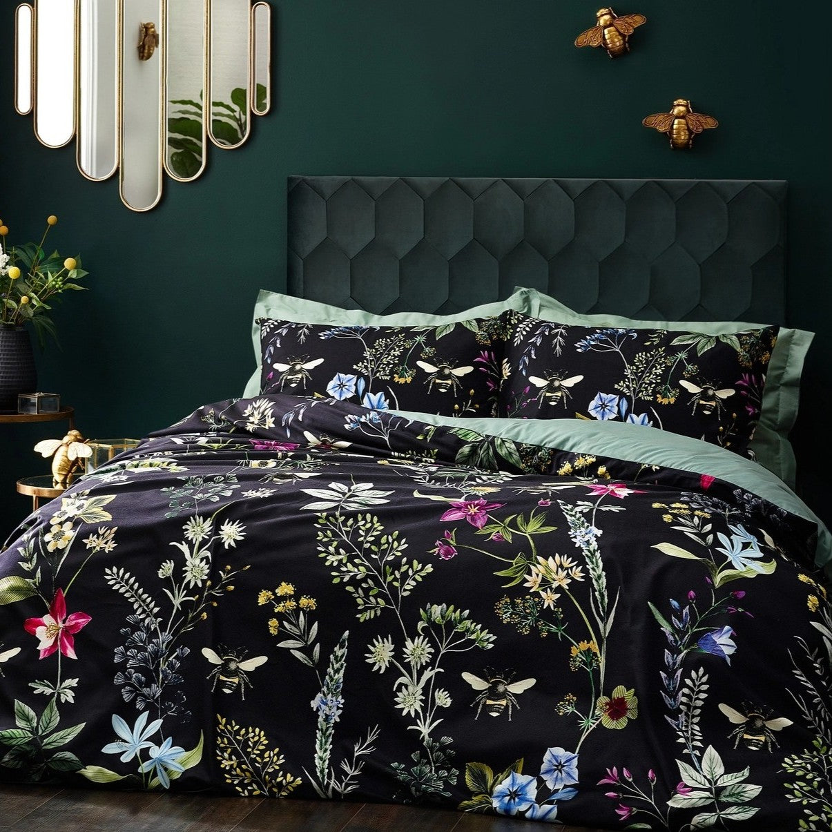 Wylder Nature Midnight Black Bee Floral Velvet Duvet Cover Set