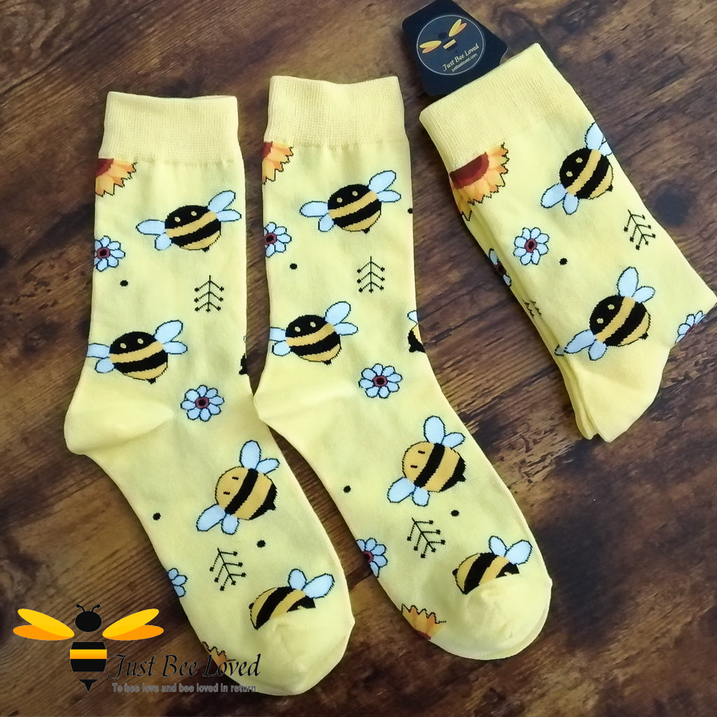 Women's novelty bee cotton socks in yellow