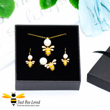 Load image into Gallery viewer, Sterling Silver 925 gold plated Freshwater Pearl &amp; Bee 3-piece jewellery set featuring matching ring, necklace and earrings