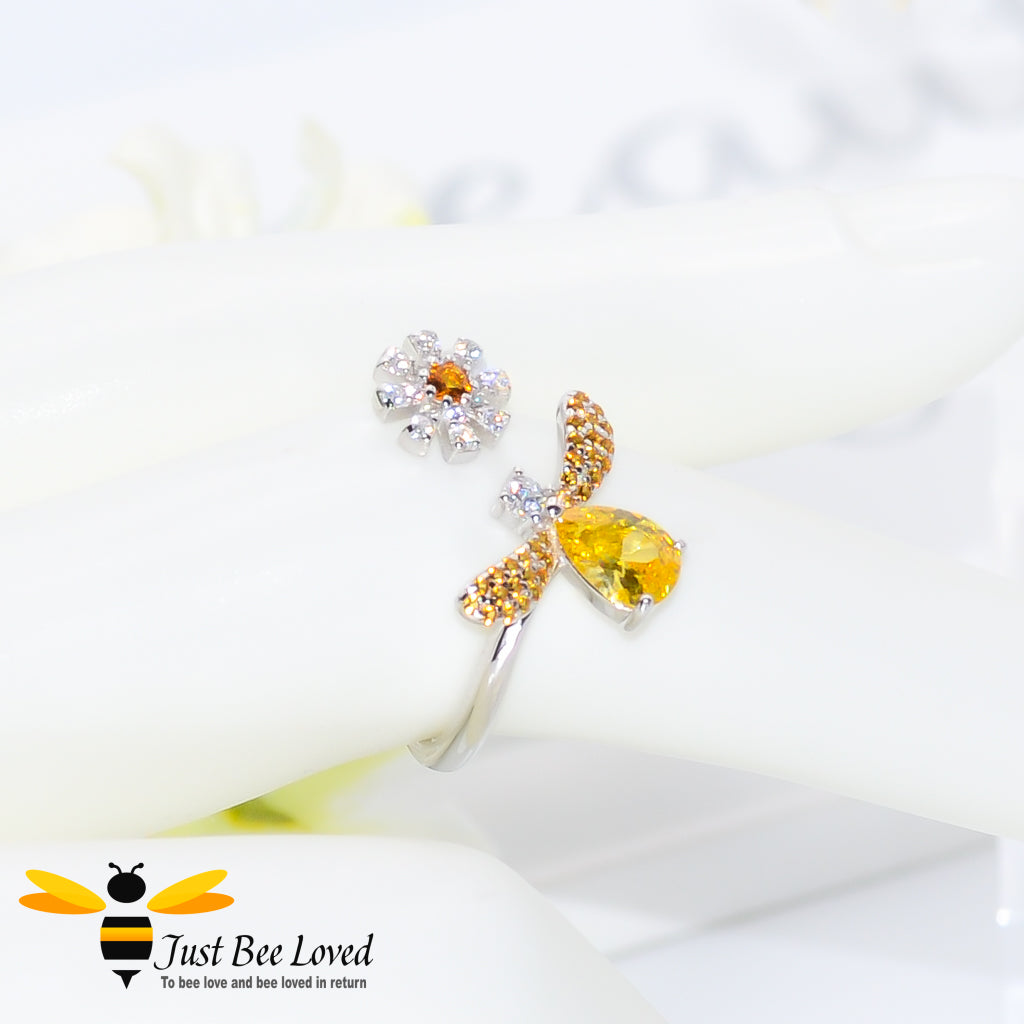 Sterling Silver 925 Bee & Daisy Open Ring inlaid with orange and white cubic zircon crystals