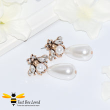 Load image into Gallery viewer, Vintage Pearl Teardrop Bee Earrings Trendy Fashion Jewellery
