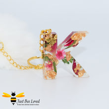 Load image into Gallery viewer, hand-crafted resin letter bee keyrings made with real pressed dried florals. Letter K