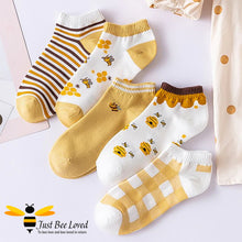 Load image into Gallery viewer, bees, honeycomb &amp; coordinated pattern novelty ankle socks
