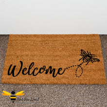 Load image into Gallery viewer, Entrance Welcome Bee Doormat