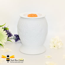 Load image into Gallery viewer, Honeycomb and bees etched ceramic white electric aroma lamp with wax melts